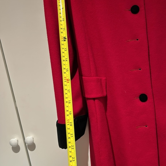 Halston vintage coat - Picture 9 of 13